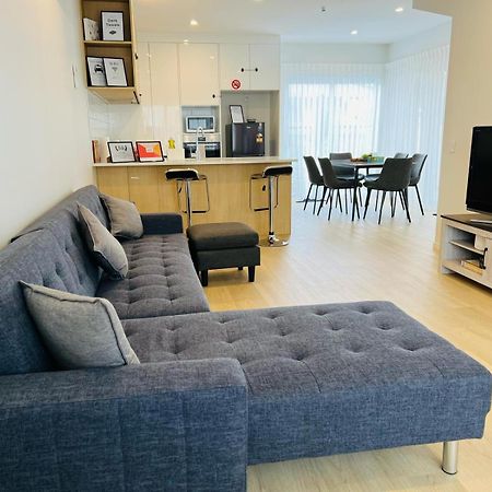 Central Modern 3-Bedroom,3- Bathroom House With Patio And Carpark- Lower Hutt City Centre Εξωτερικό φωτογραφία