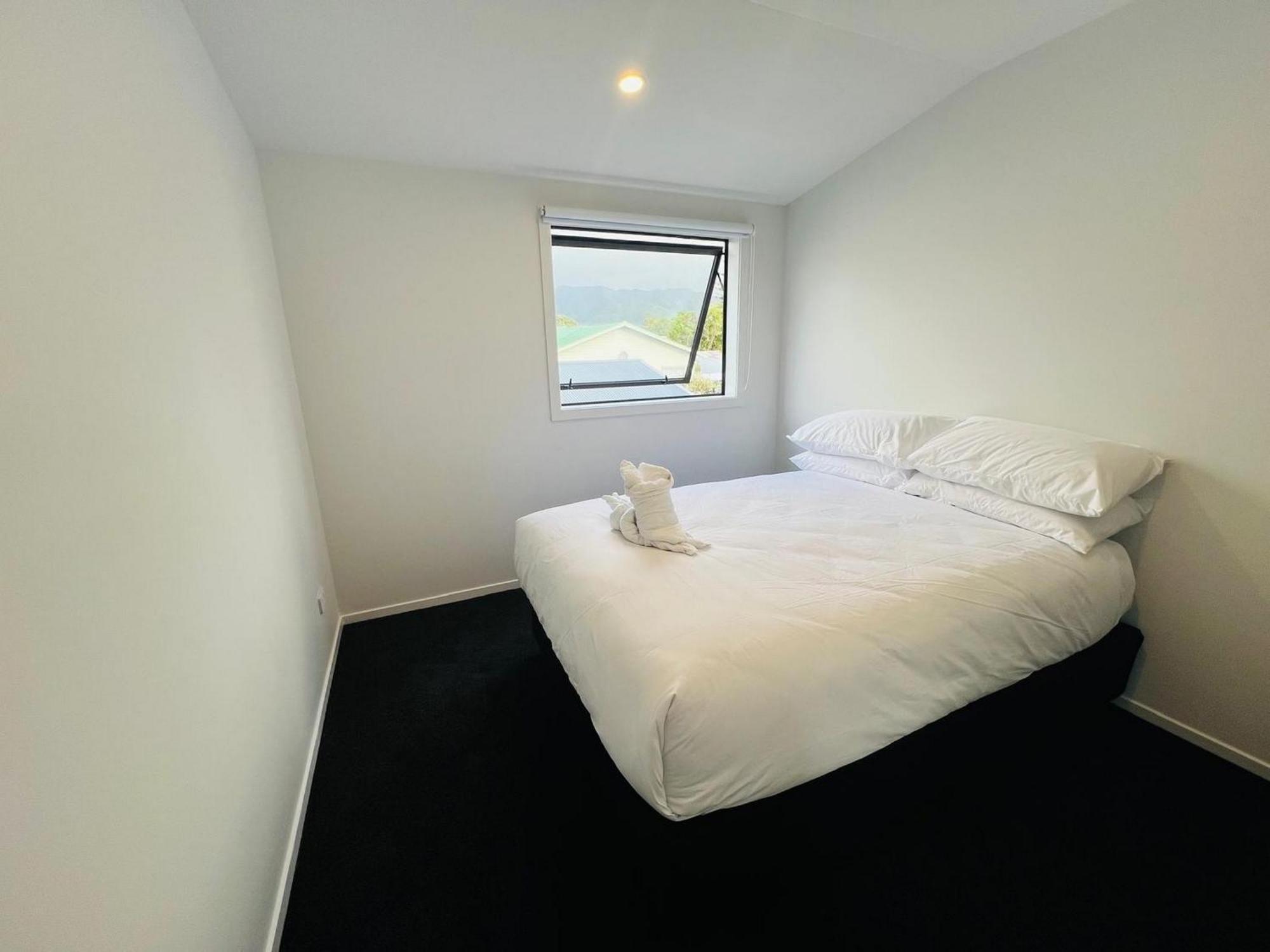 Central Modern 3-Bedroom,3- Bathroom House With Patio And Carpark- Lower Hutt City Centre Εξωτερικό φωτογραφία
