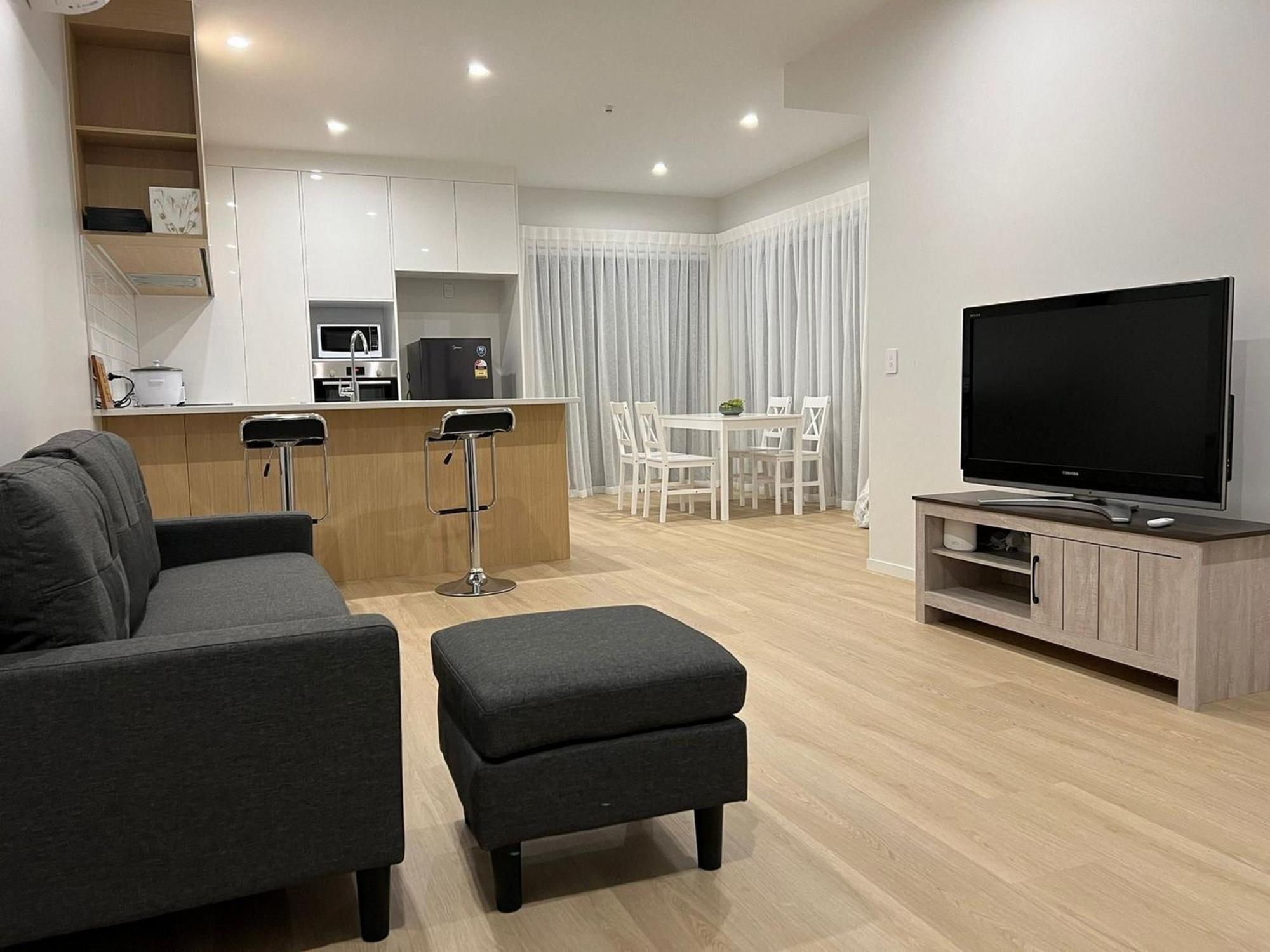 Central Modern 3-Bedroom,3- Bathroom House With Patio And Carpark- Lower Hutt City Centre Εξωτερικό φωτογραφία