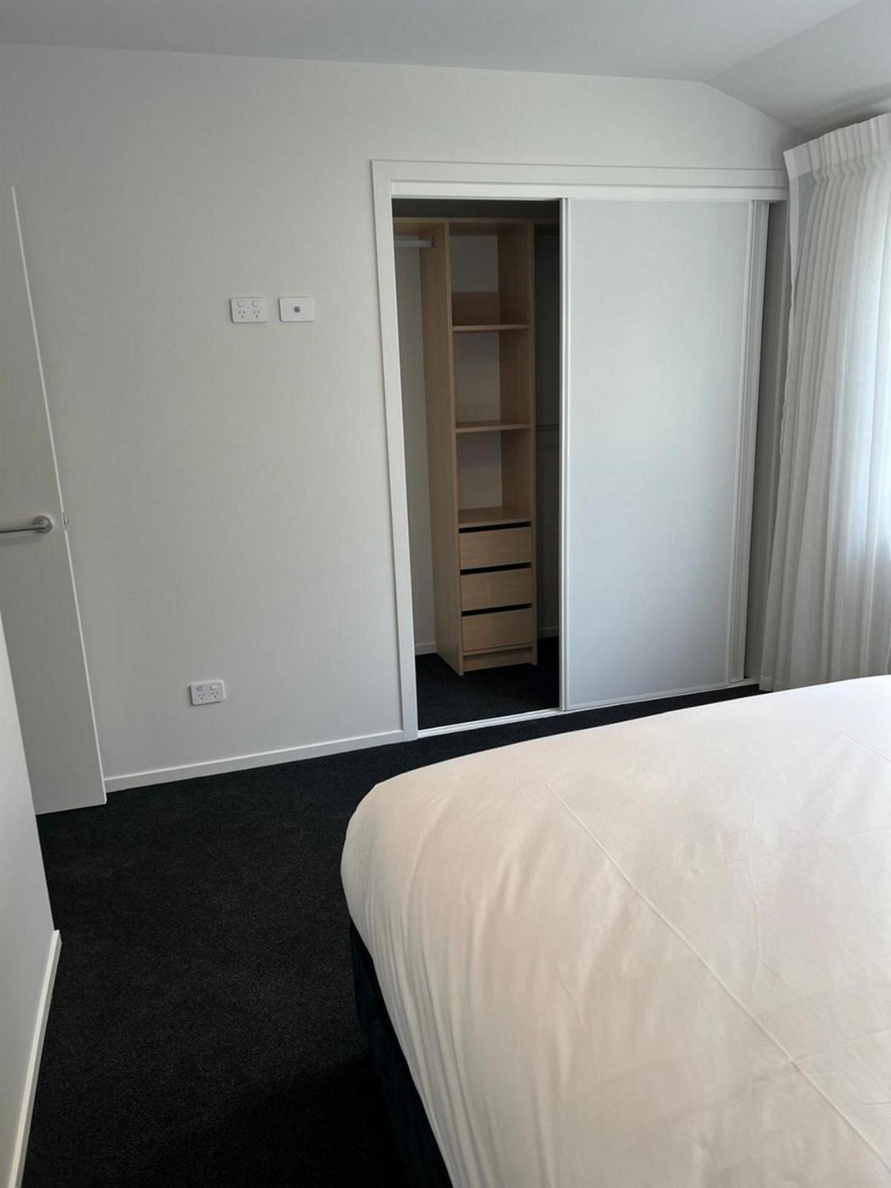 Central Modern 3-Bedroom,3- Bathroom House With Patio And Carpark- Lower Hutt City Centre Εξωτερικό φωτογραφία
