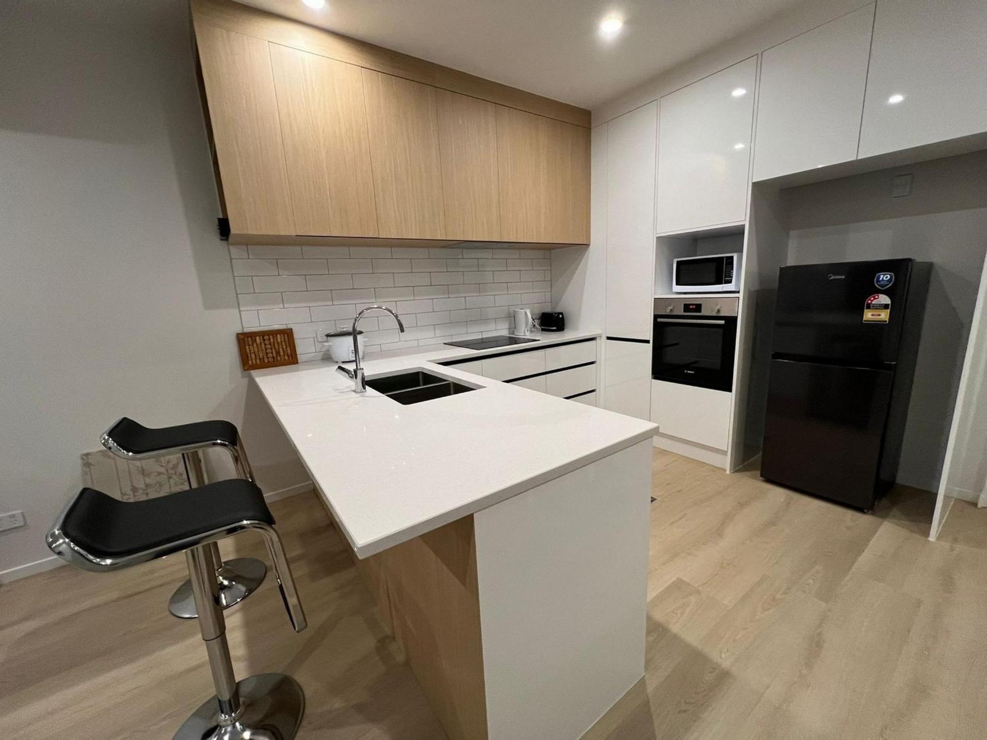 Central Modern 3-Bedroom,3- Bathroom House With Patio And Carpark- Lower Hutt City Centre Εξωτερικό φωτογραφία