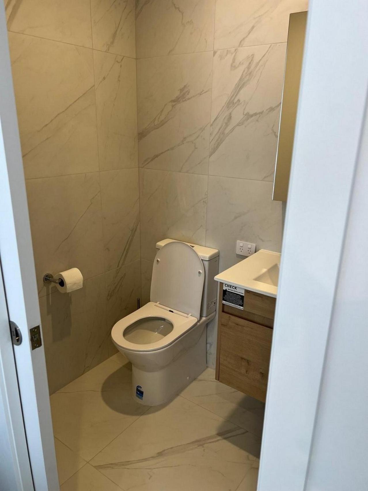 Central Modern 3-Bedroom,3- Bathroom House With Patio And Carpark- Lower Hutt City Centre Εξωτερικό φωτογραφία