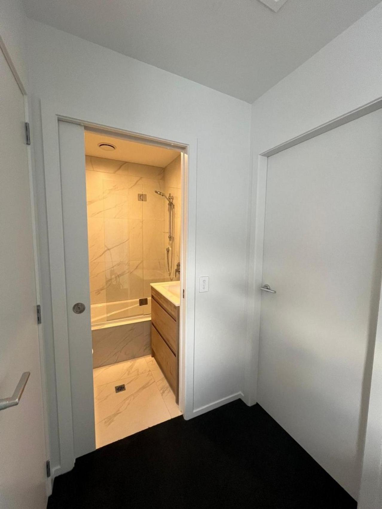 Central Modern 3-Bedroom,3- Bathroom House With Patio And Carpark- Lower Hutt City Centre Εξωτερικό φωτογραφία