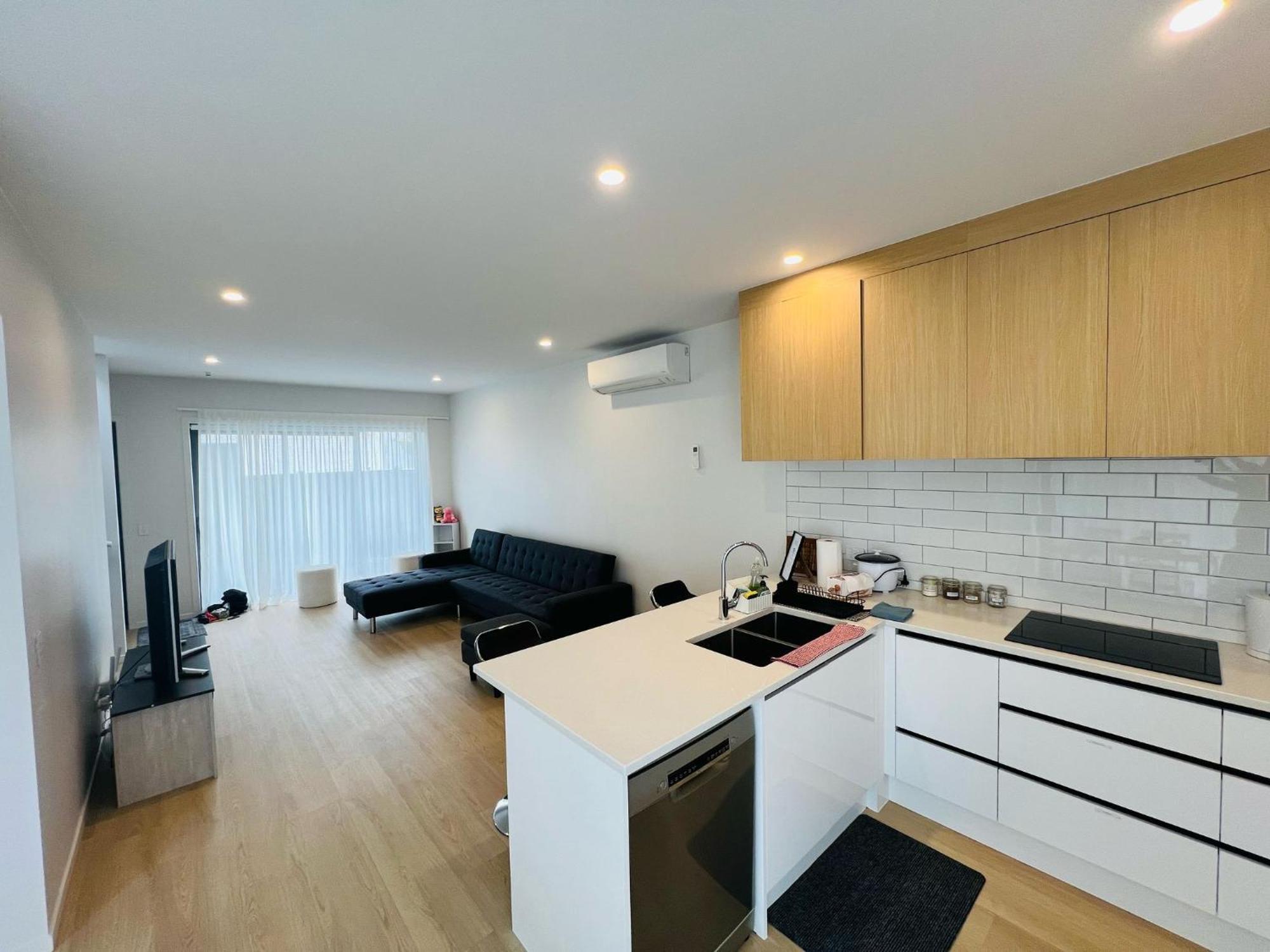 Central Modern 3-Bedroom,3- Bathroom House With Patio And Carpark- Lower Hutt City Centre Εξωτερικό φωτογραφία