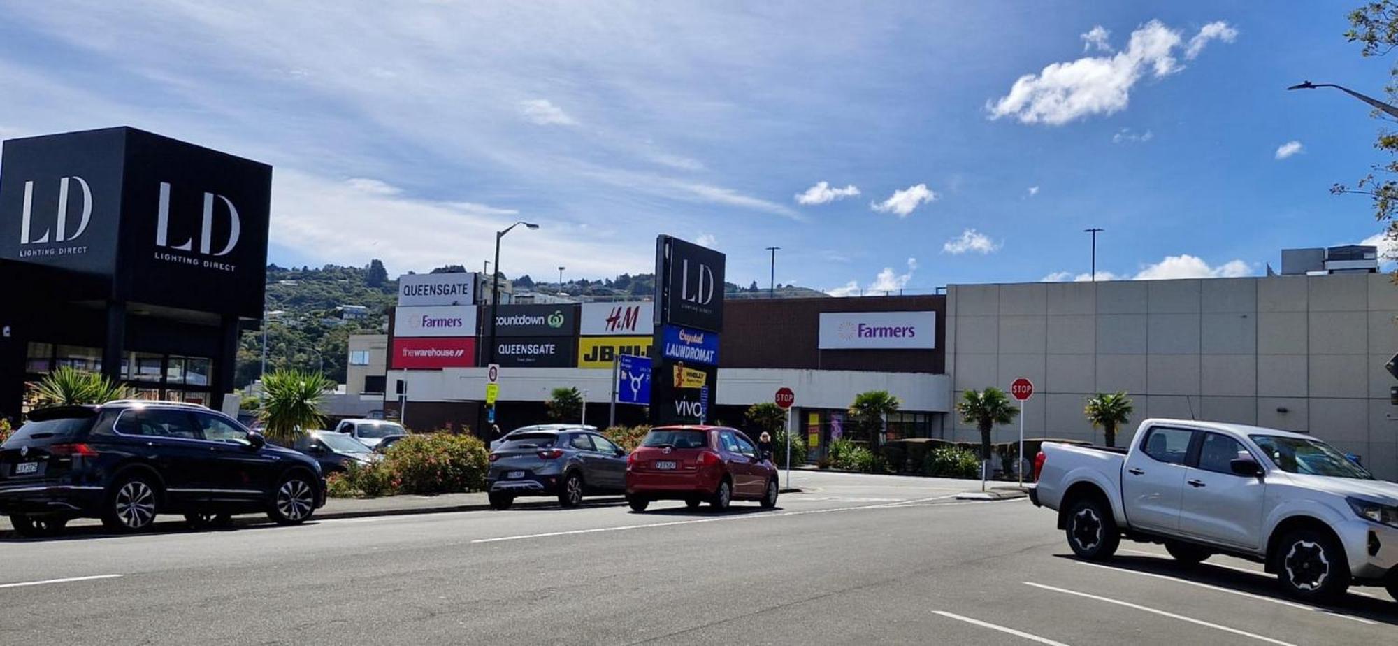 Central Modern 3-Bedroom,3- Bathroom House With Patio And Carpark- Lower Hutt City Centre Εξωτερικό φωτογραφία